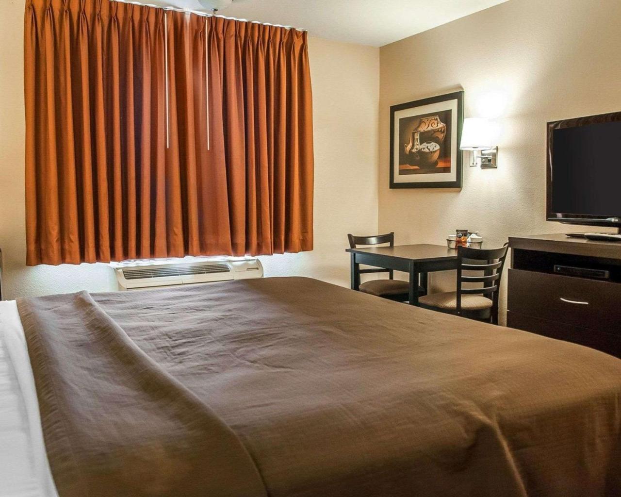 Econo Lodge Inn & Suites Santa Fe Zewnętrze zdjęcie
