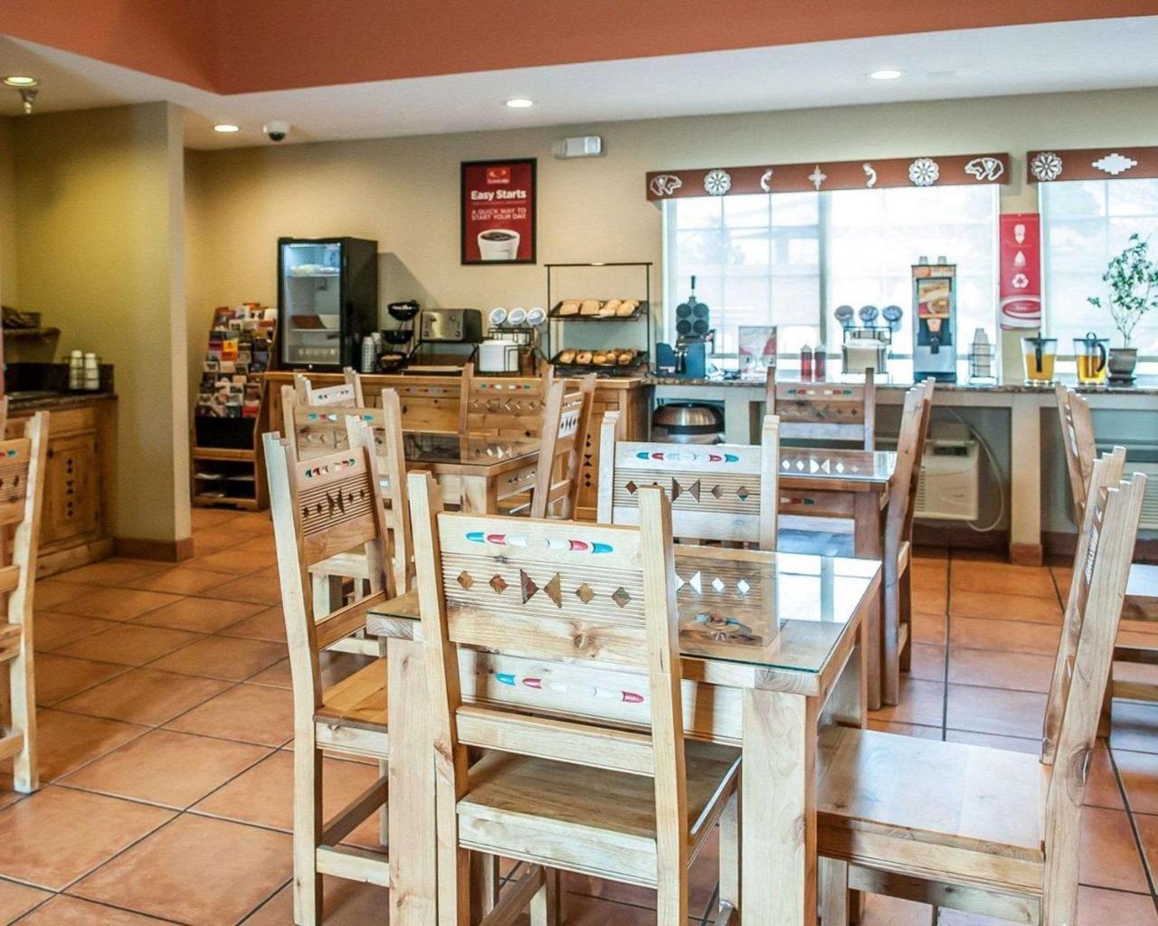 Econo Lodge Inn & Suites Santa Fe Zewnętrze zdjęcie