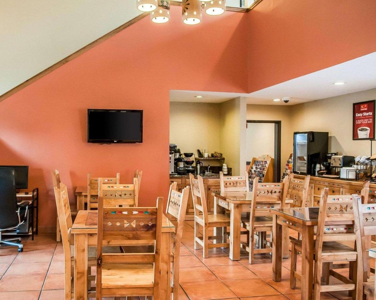 Econo Lodge Inn & Suites Santa Fe Zewnętrze zdjęcie