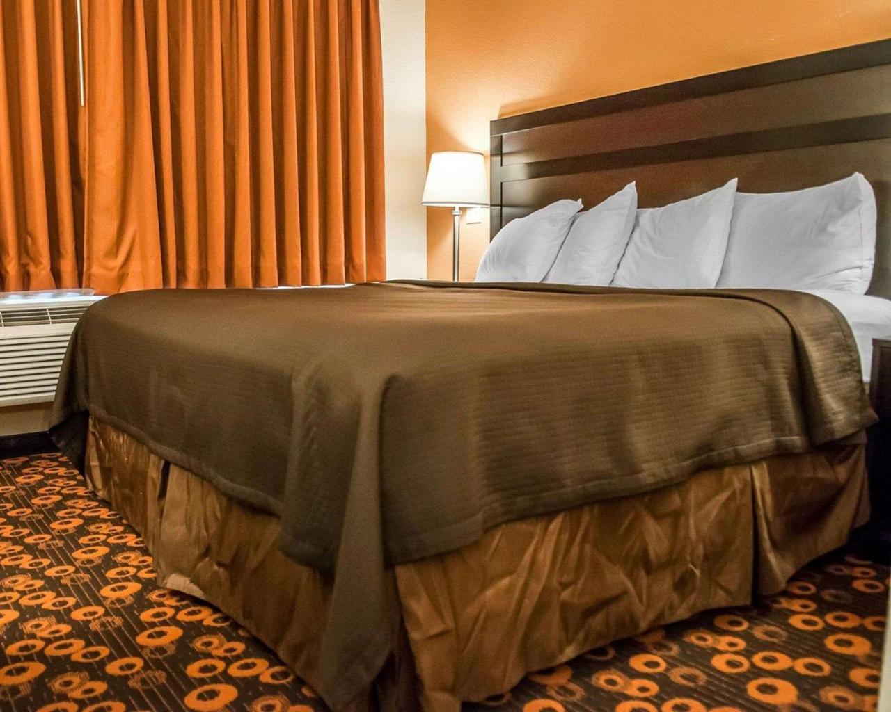 Econo Lodge Inn & Suites Santa Fe Zewnętrze zdjęcie