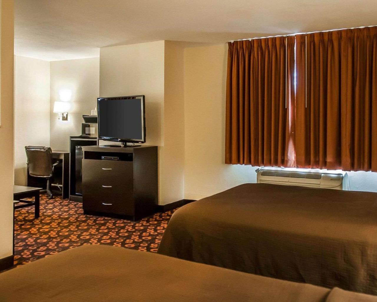 Econo Lodge Inn & Suites Santa Fe Zewnętrze zdjęcie
